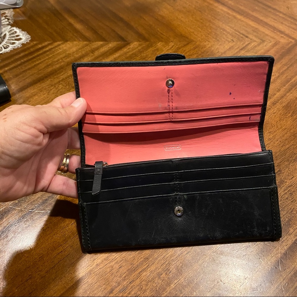 Coach Wallet - Picture 7 of 8